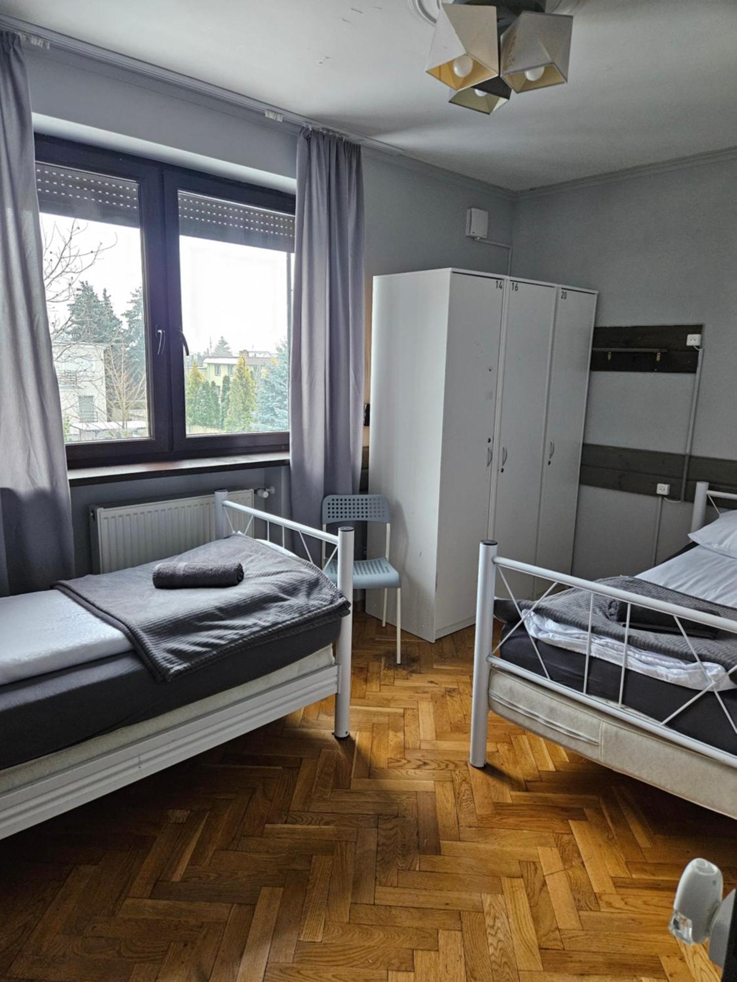 Pokoje Pracownicze Кімнати Для Працівників,Гуртожиток Swarzędz 外观 照片